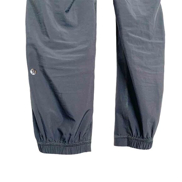 Lululemon High Rise Grey Cropped Drawstring Pockets Jogger Women’s Size 4 -Small - Picture 9 of 10